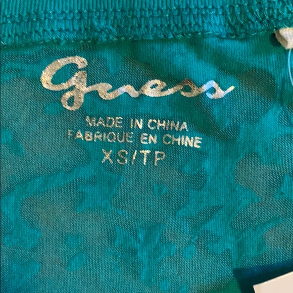 Guess BurnOut T-Shirt - Picture 4 of 6